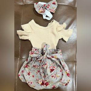 Newborn fall matching outfit with ruffle sleeve onesie shorts & bow thanksgiving